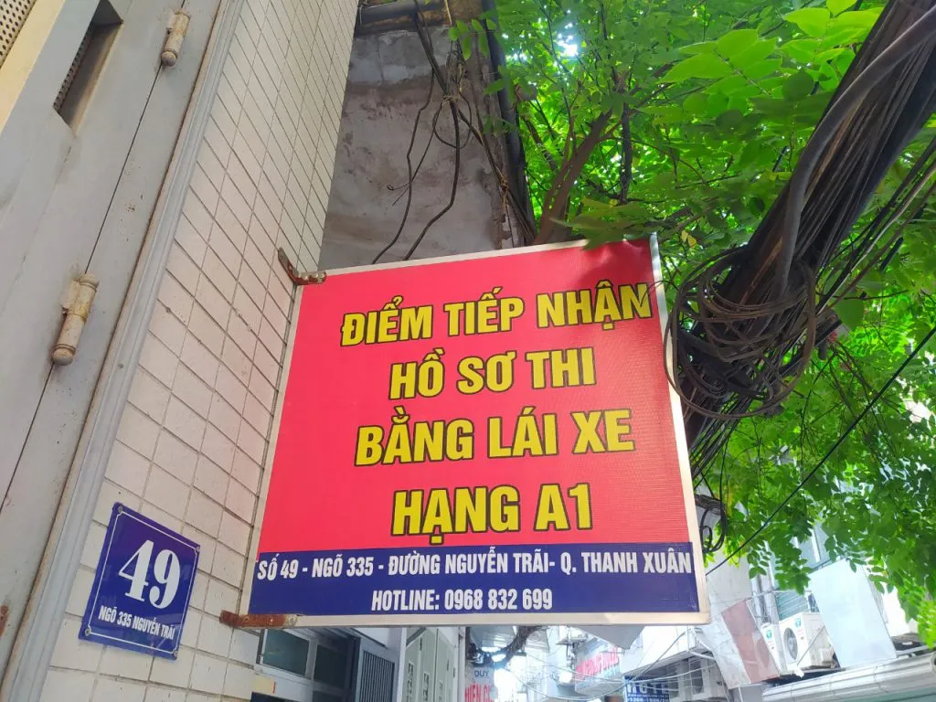 giấy hẹn thi lại