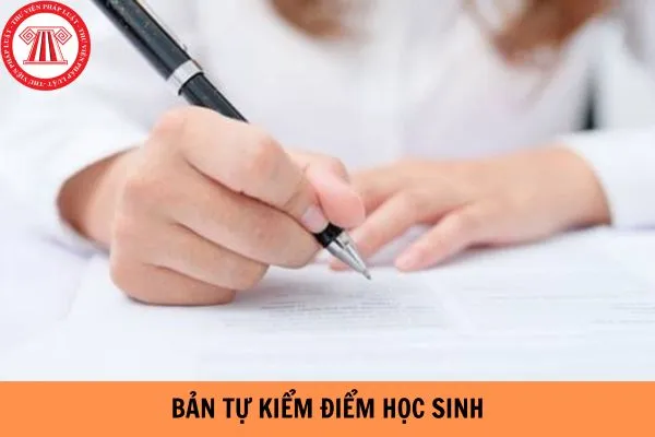 Học sinh viết bản kiểm điểm cá nhân